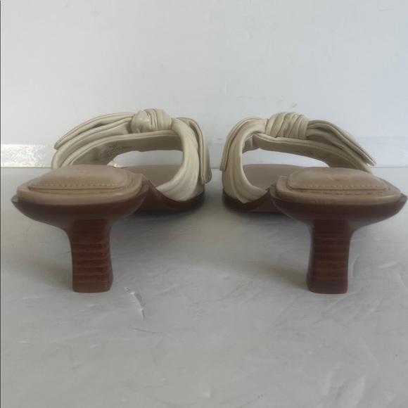 SAM EDELMAN Women's Darcie Ivory LEATHER Bow Kitten Heels Sandals Size 8.5 NWT - Picture 8 of 11